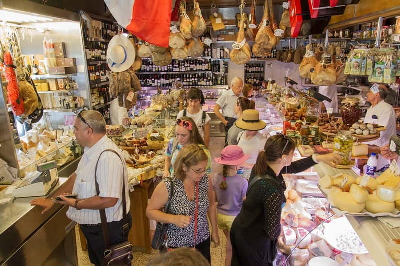 Rome's Original Flavor: A Neighborhood & Market Food Tour - Discovering Testaccio: Romes Culinary Heart