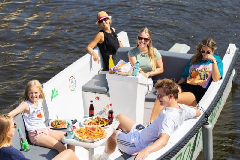 Rostock: Electric Boat Rental on the Warnow River - Who this experience suits best and why