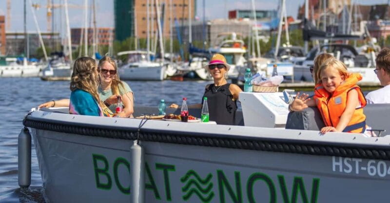 Rostock: Electric Boat Rental on the Warnow River - FAQ