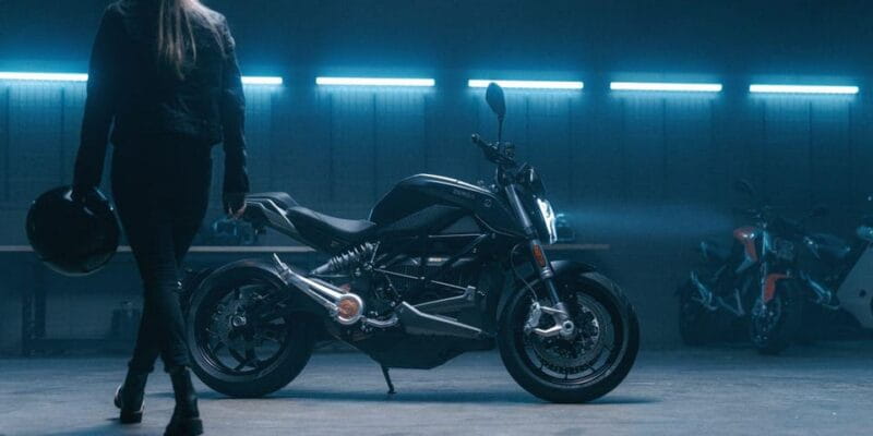 Rostock: Zero SR (40kW) Electric Motorcycle Rental - Exploring Rostock on an Electric Motorcycle: What You Can Expect