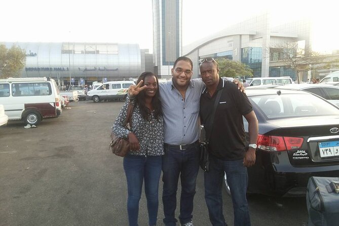 Round-Trip Airport Transfer in Cairo or Giza - Booking and Confirmation