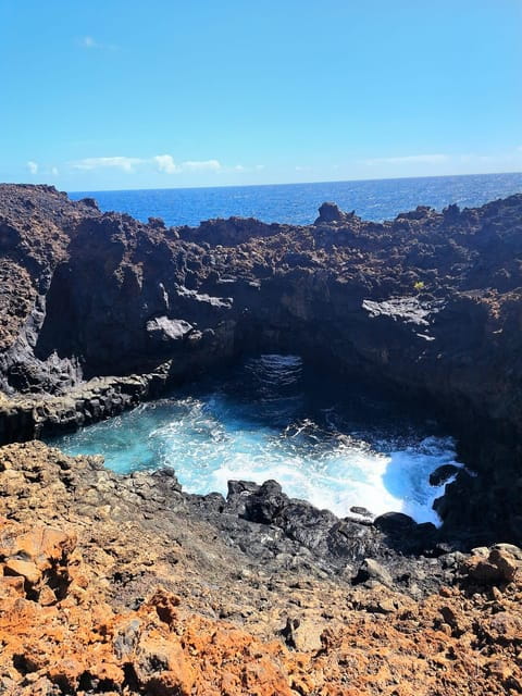Route Guided on the Volcanic Coast of Lanzarote. - Refreshments and Snacks