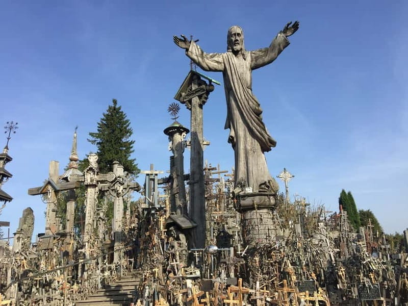 Route of John Paul II: Hill of Crosses, Tytuvenai & Siluva - Key points / Takeaways