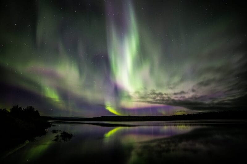 Rovaniemi: Northern Lights Trip with Sauna Boat - The Northern Lights: A Midnight Spectacle