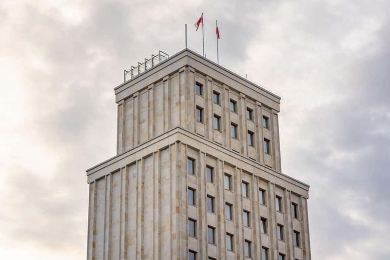 ROYAL & COMMUNIST WARSAW walking tour in English - Practical Details and Value