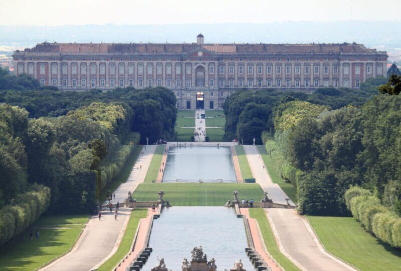 ROYAL PALACE OF CASERTA: GUIDED TOUR WITH ENTRANCE TICKET - SKIP THE LINE - Exploring the Gardens and Fountains
