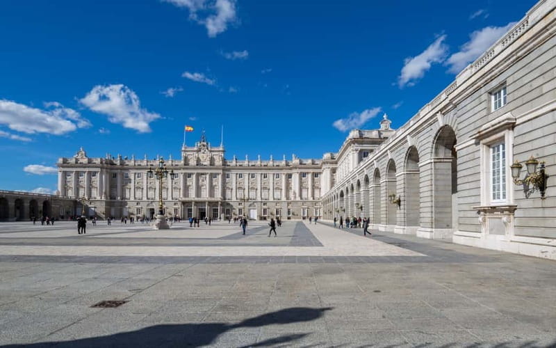 Royal Palace of Madrid: Private tour with entrance included - FAQs