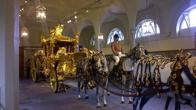 Royal Tour & Buckingham Palace State Rooms or Royal Mews Option - A Detailed Look at the Experience