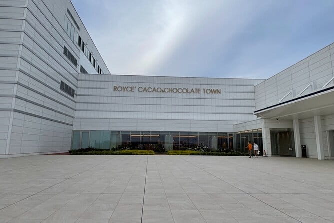 ROYCE CACAO&CHOCOLATE TOWN & Machiakari in Ebetsu - Machiakari in Ebetsu