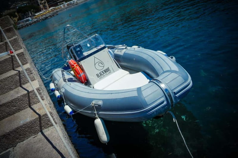 Rubber dinghy rental 500 - Who Will Love This Experience?