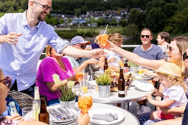 Rüdesheim: All-inclusive boat trip with 3-hour stay on site - The Scenic Rhine Cruise: An In-Depth Look