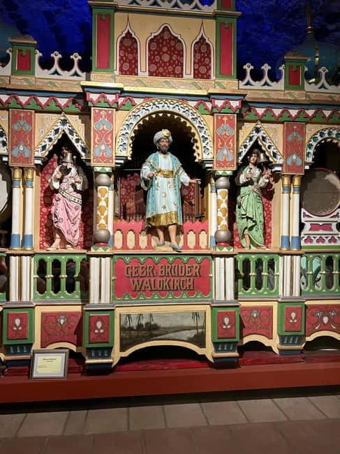 Rüdesheim: city tour with music and wine and Rüdesheim coffee - Who Will Love This Tour?