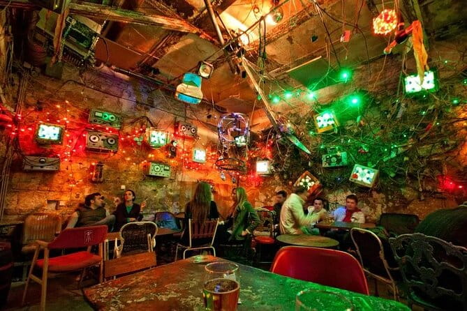 Ruin Bars Tour (Culture, history, and drinks) PROMO PRICE - Exploring Budapest’s Ruin Bars: A Rich, Cultural Night Out