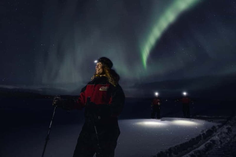 Ruka: Northern Light Hunt by Minivan - Discovering the Magic of the Northern Lights in Ruka