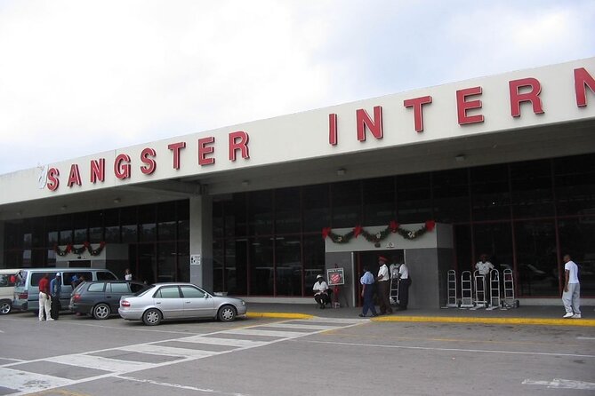 Runaway Bay Hotels Private Airport Transfer - Accessibility Information