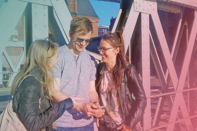 rydde walking tour MAYDAY AT THE WATERFRONT - Exploring Hamburg’s Waterfront: What You Can Expect