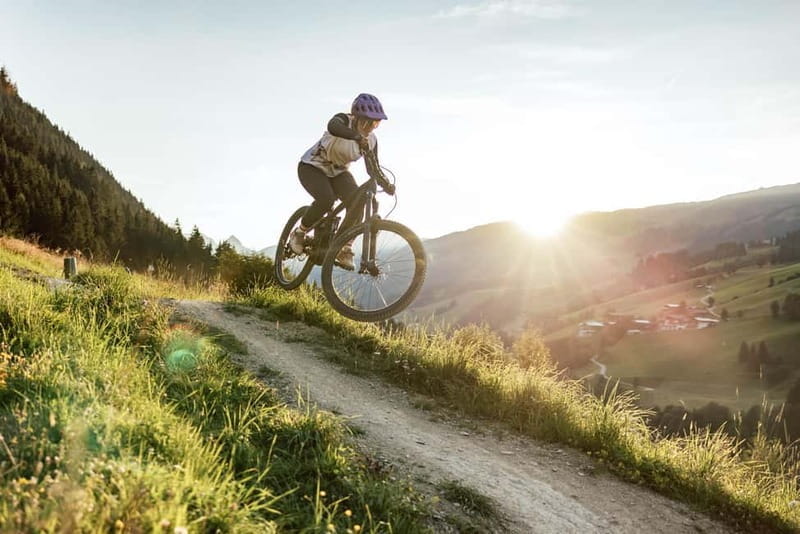 Saalbach Hinterglemm: Private bike coaching including bike and safety kit - The Sum Up