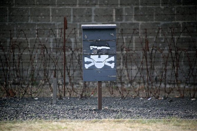 Sachsenhausen Concentration Camp Memorial Tour With Max 15 People - Visiting Key Locations