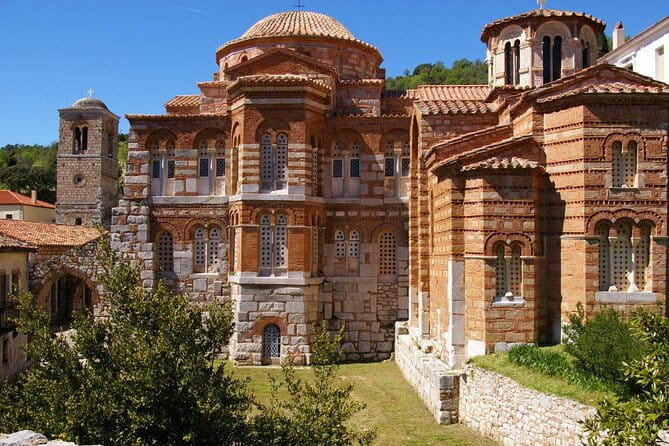 Sacred Delphi & Osios Loukas in a Full Day Private Tour - Culinary and Rest Stops