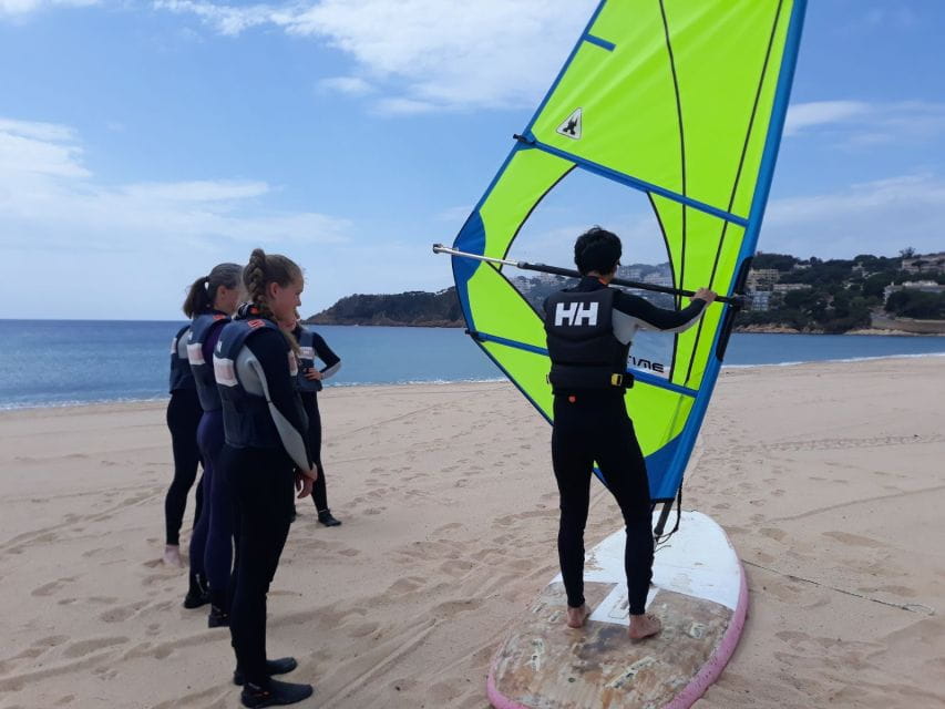 S'Agaró - Costa Brava: 2-hours Windsurfing Lesson - Pricing and Group Size