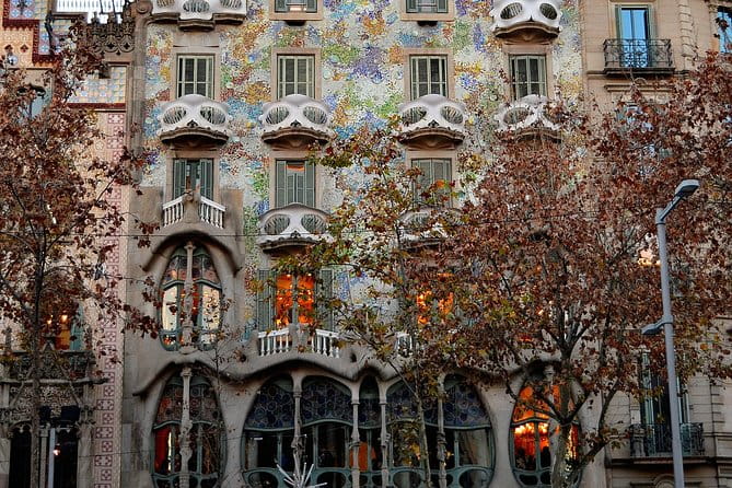 Sagrada Familia and Barcelona Highlights: Private Guided 4-Hour Driving Tour - The Sum Up: An Efficient and Insightful Way to See Barcelona