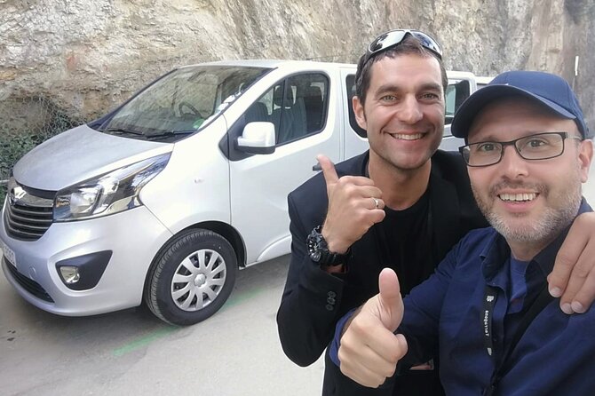 Sagrada Familia & Barcelona Small Group Tour With Hotel Pick-Up - Sagrada Familia Entrance