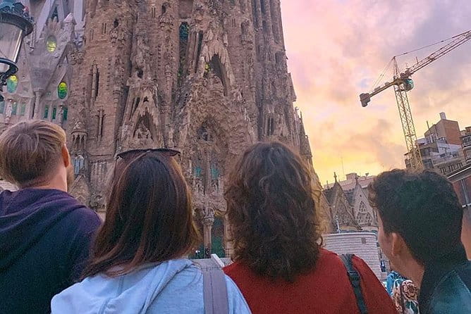 Sagrada Familia Exterior Free Tour: Stories, Secrets & Symbolism - Who Is This Tour Best For?