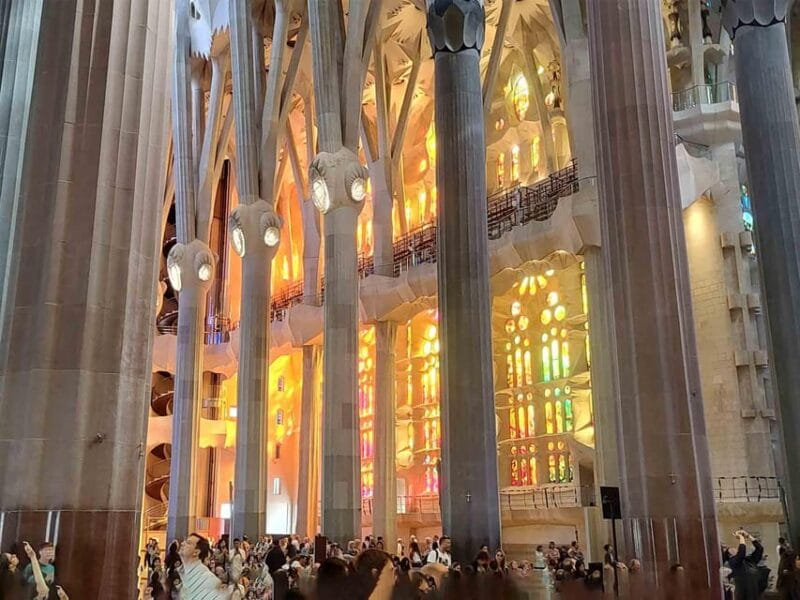 Sagrada Familia Guided Tour with Skip-the-Line Entry Ticket - Who Should Consider This Tour?