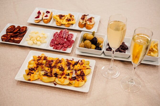 Sagrada Familia Jamon & Tapas Tasting Experience - The Details of the Sagrada Familia Jamón & Tapas Tasting Experience