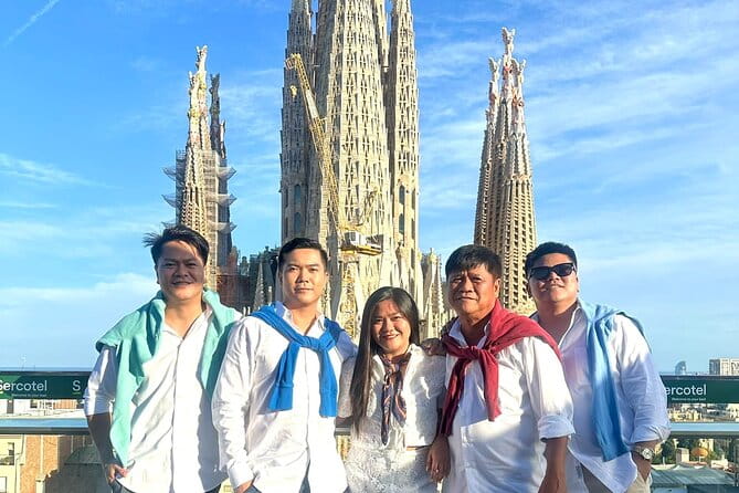 Sagrada Familia Skip The Queue With Audio Guide Tour - Who Will Love This Tour?