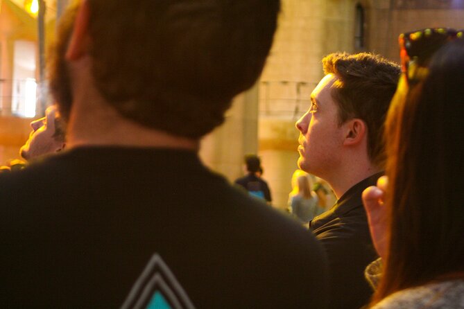 Sagrada Familia Small Group Guided Tour With Skip the Line Ticket - Accessibility