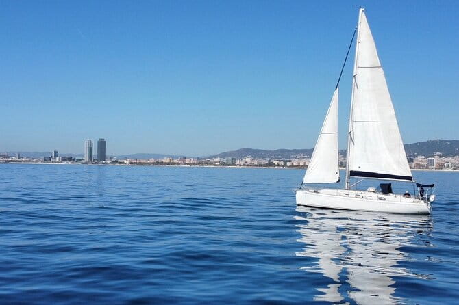 Sailboat ride for private groups in Barcelona - The Itinerary in Detail