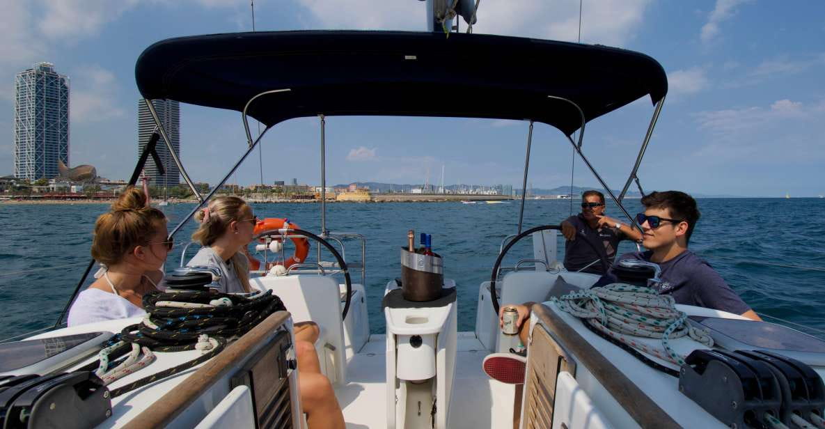 Sailing and Dining in Barcelona Local Restaurant! - Key Points