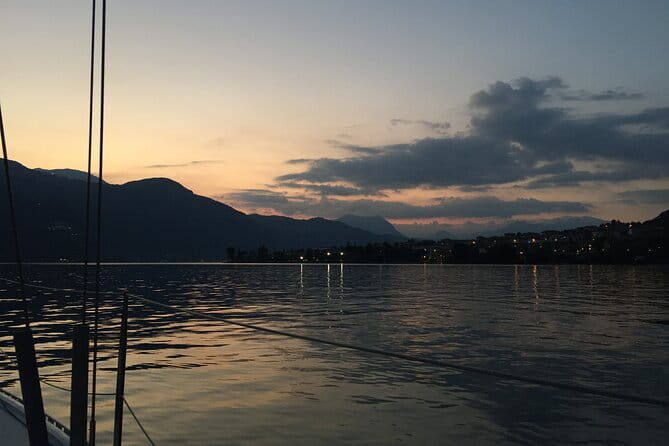 Sailing at Sunset on Lake Como: How to escape from daily routine - The Sum Up