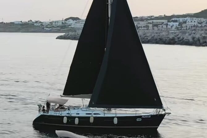 Sailing boat tour with lunch and swimming stops - The Best Swims and Scenic Stops