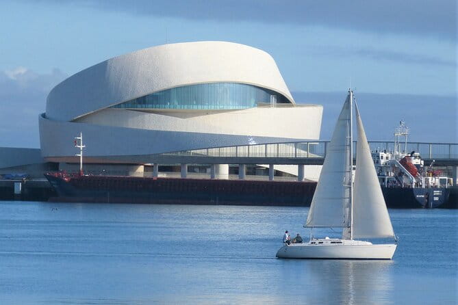 Sailing boat trip on the coast of Porto and on the river Douro - Who Will Love This Tour?