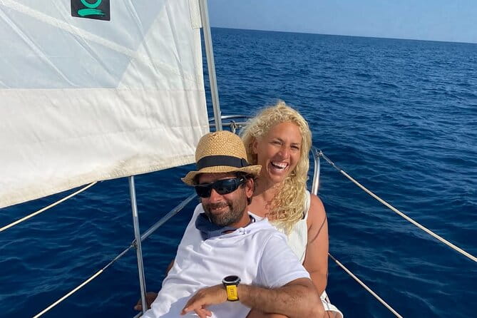 Sailing experience on a 4-hour sailboat in Girona - The Skipper and Guide Experience