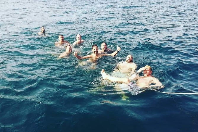 Sailing tour at sunset in catania - FAQ