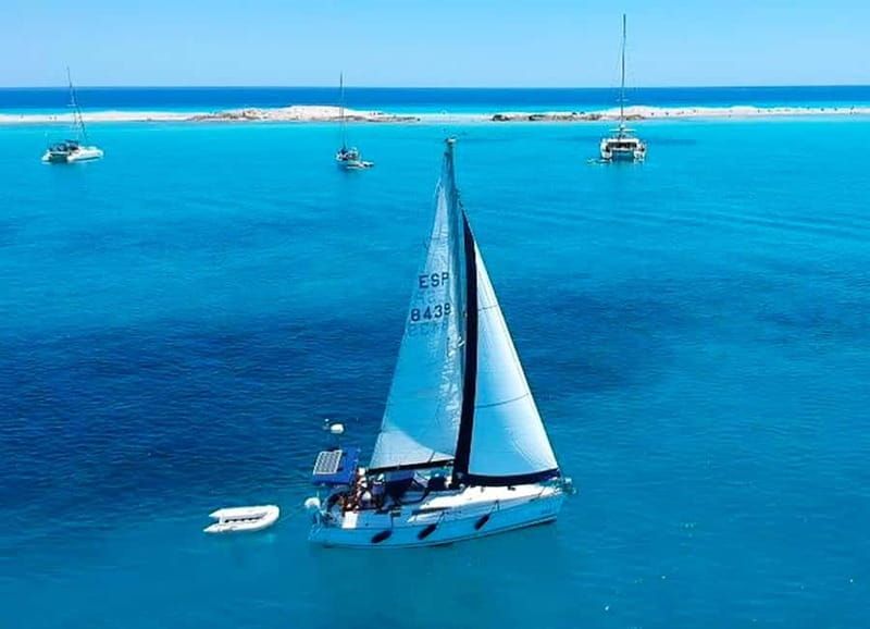 Sailing tour on Salento coast - Setting Sail: What the Experience Looks Like