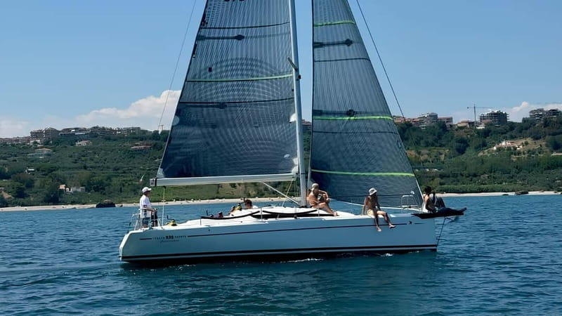 Sailing tours along the Trabocchi Coast - Navigating the Beautiful Vasto Coast