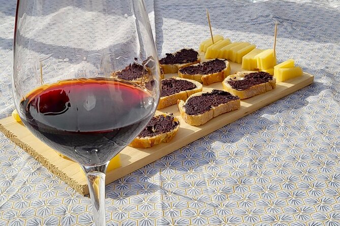 Saint-Emilion Afternoon Tour - 2 Wineries, Tastings & Delicacies - Winery Visits