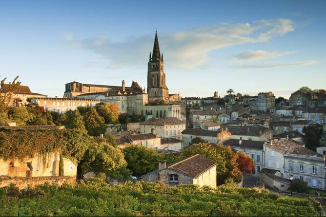 Saint-Émilion : Private Walking Tour & Magnificent Views - Exploring Saint-Émilion: The Complete Private Walking Tour Experience