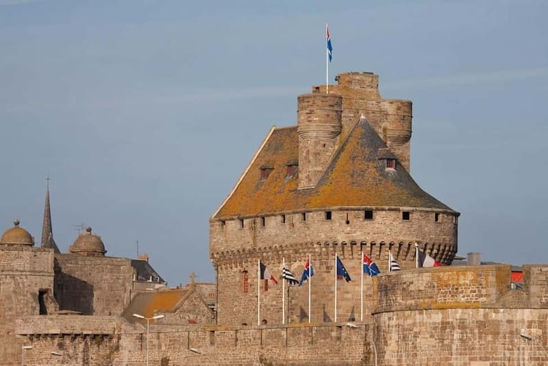 Saint-Malo: Breathtaking landscapes and History Walking Tour - Key Points / Takeaways