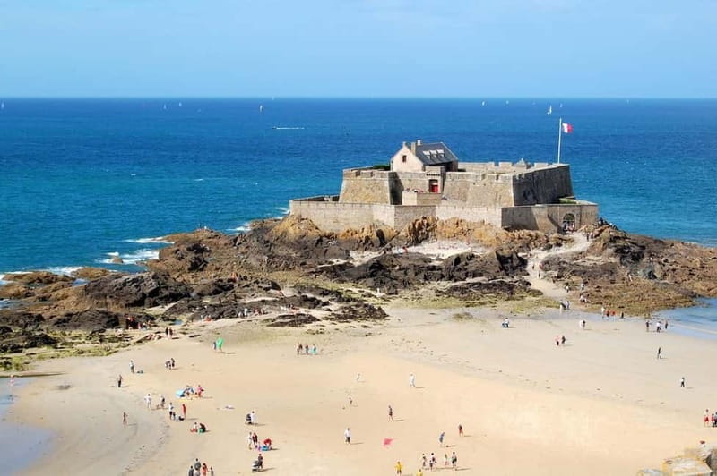 Saint-Malo: Breathtaking landscapes and History Walking Tour - In-Depth Tour Breakdown: What Makes Each Stop Special