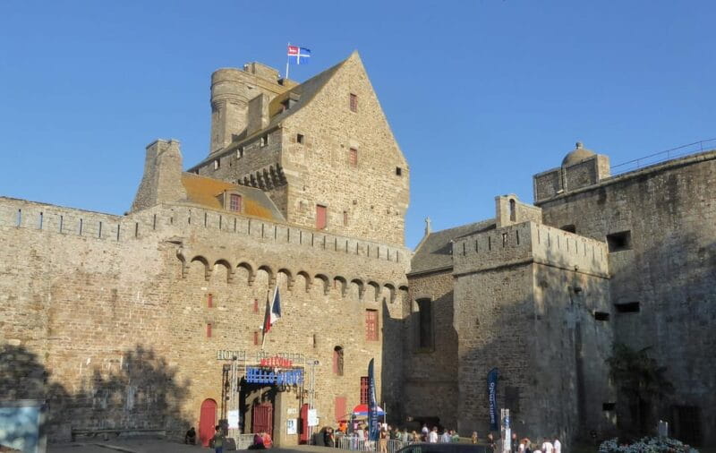Saint-Malo: Outdoor Escape Game - In the wake of the Corsair - The Sum Up