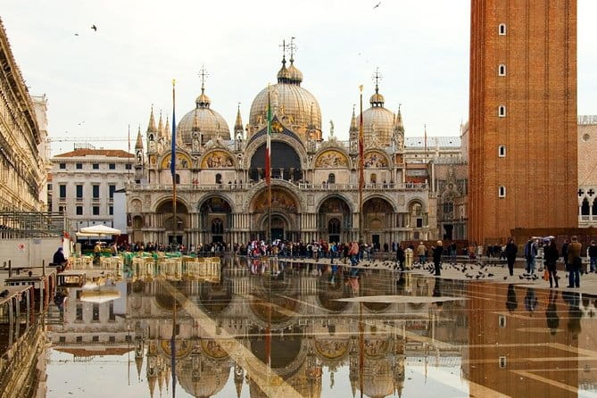 Saint Marks Basilica:"Guided Journey into Venices Golden Heart" - An In-Depth Look at the Guided Tour of Saint Mark’s Basilica in Venice