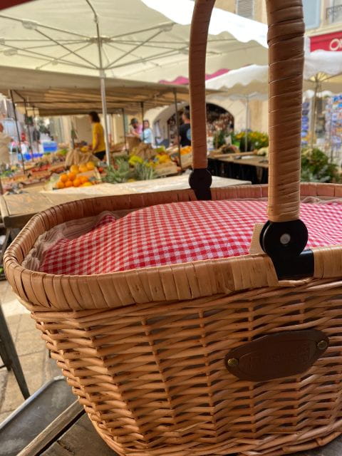 Saint Tropez : Food Tour and Highlights - Tasting of Local Delicacy