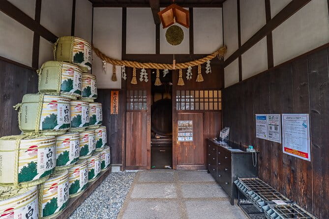 Sake Brewery and Japanese Life Experience Tour in Kobe - Exploring Suidosuji Shotengai