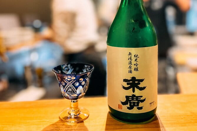 Sake Nightlife and Exclusive Local Bar Hopping in Hidden Tokyo - Accessibility and Participant Considerations