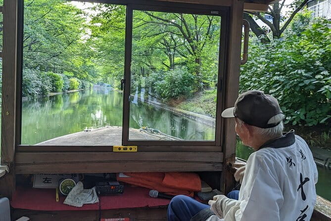 Sake Tasting Experience in Kyoto Fushimi - Indulging in Dinner and Snacks